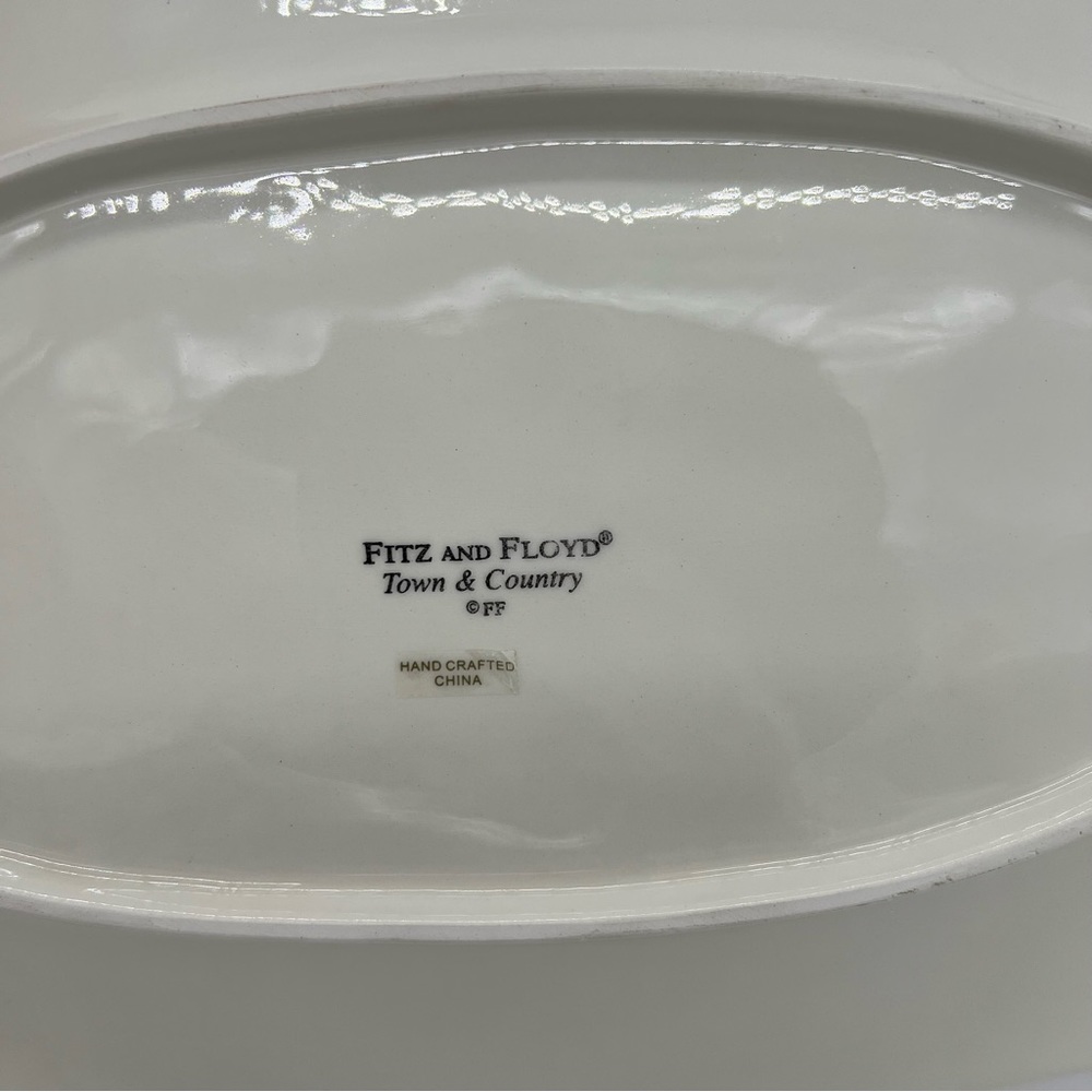 Fitz and Floyd Town & Country Collection Holiday Oval Serving Tray - Picture 4 of 5